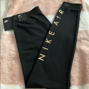 Women’s Nike Air Tights